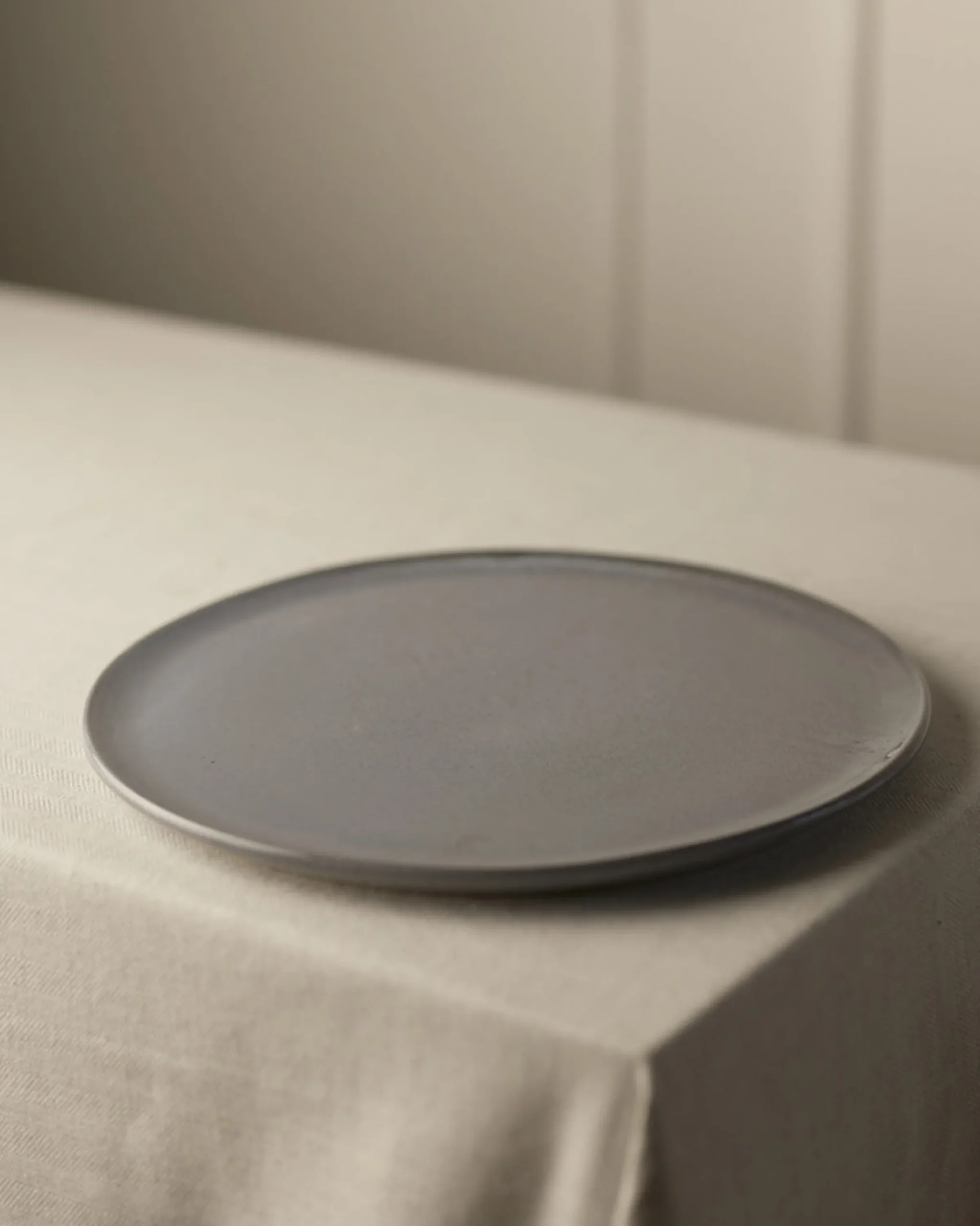 Plates-Robert Gordon Canvas Dinner Plate / Storm