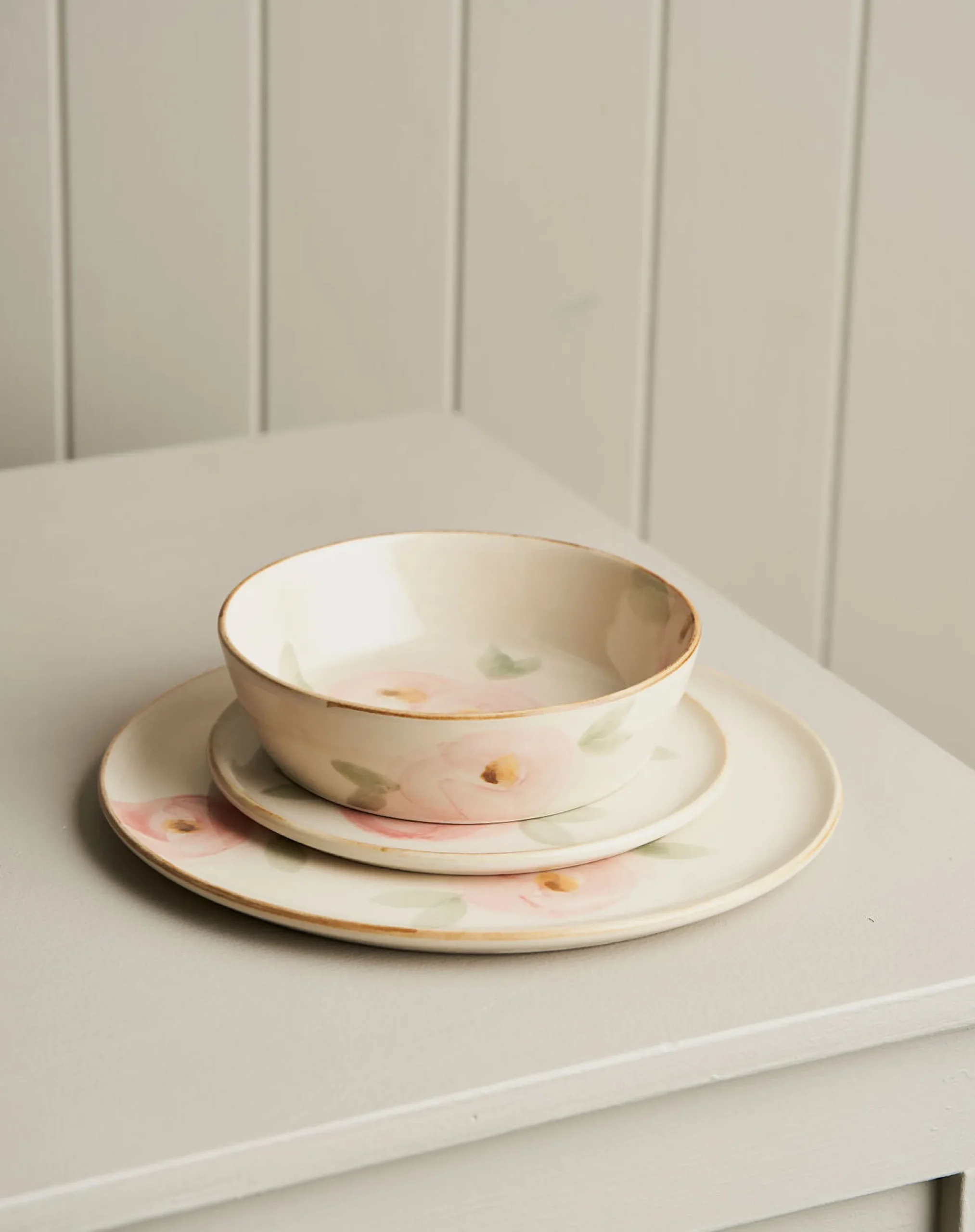 Plates-Robert Gordon Canvas Side Plate / Orchard Blossom