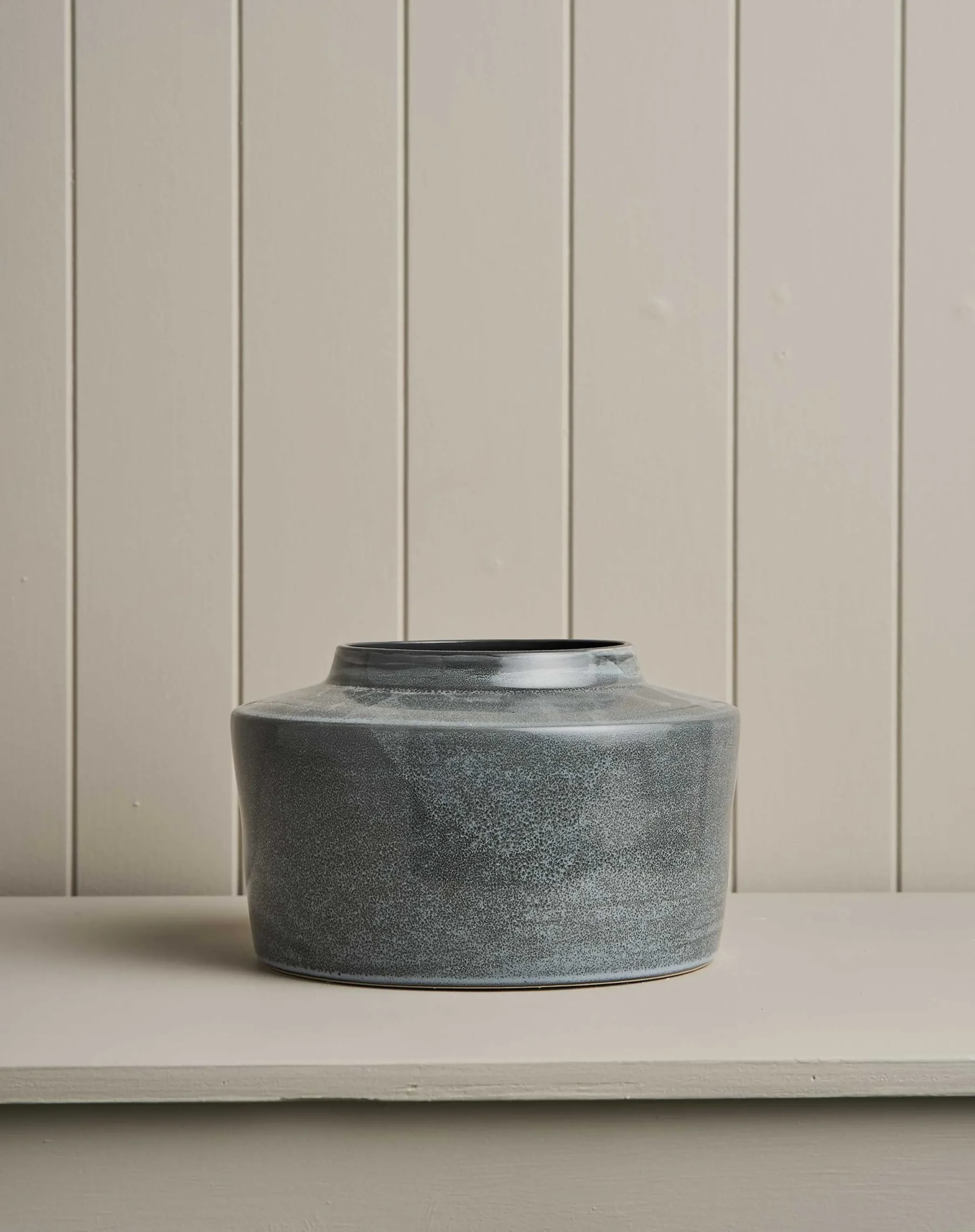 Vases-Robert Gordon Monument Vase / Storm