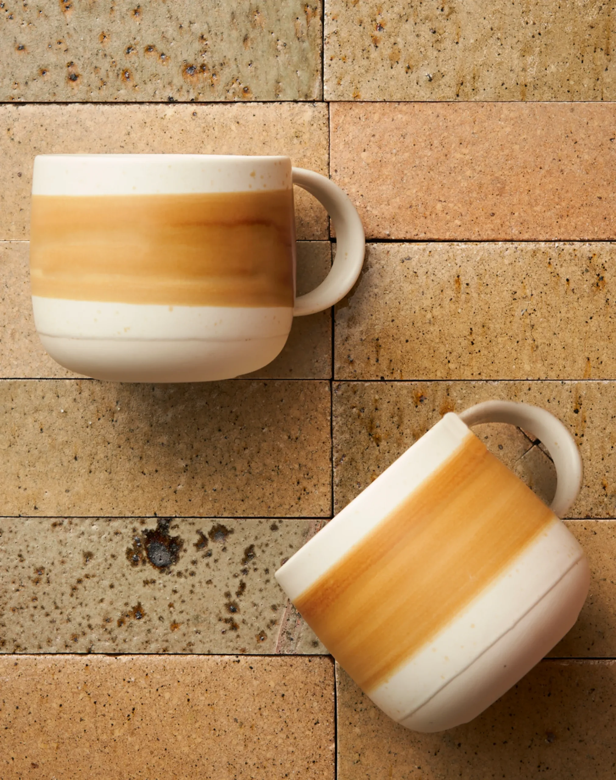 Mugs & Cups-Robert Gordon My Mugs / Sandy Dune