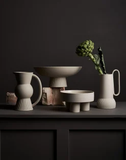 Jugs-Robert Gordon Poet’s Dream Water Jug / Natural